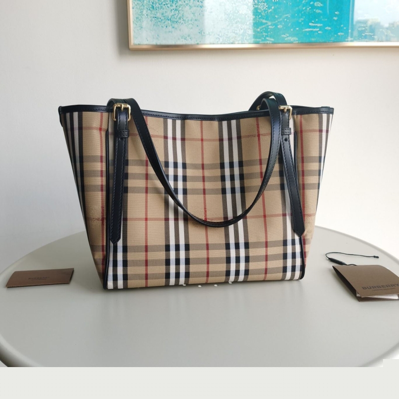 B**rry shopping bags